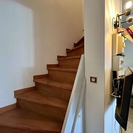 Prázdninový dům Maison Cosy Climatisee Avec Terrasse Et Parking Prive - Cap D'agde - Fr-1-249-431
